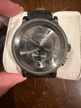 Burberry Gray Dial Silver-Tone Case Leather Strap Watch